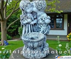 Statuetă copilași cu vază, gri patinat, model S45.