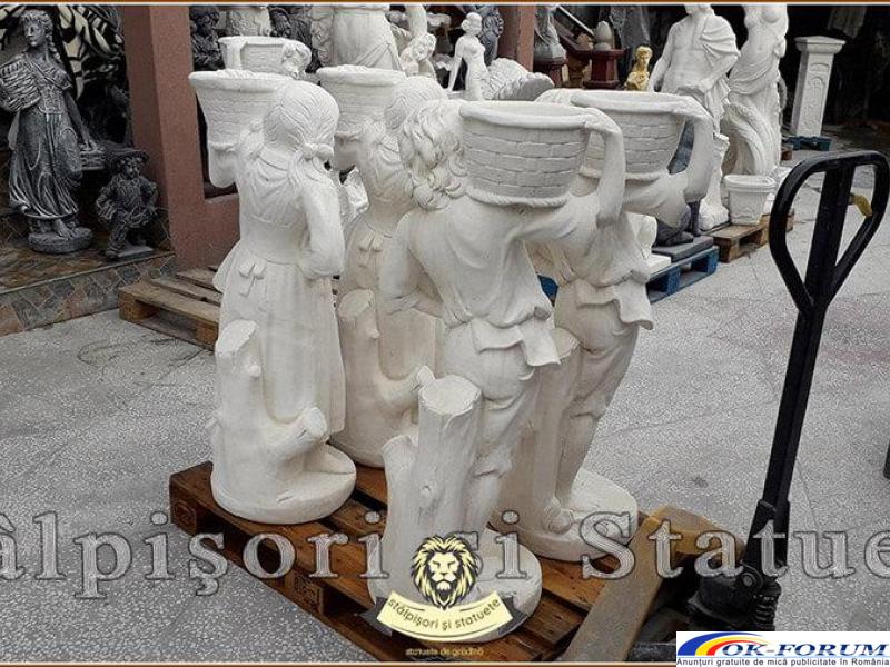 Set statuete copii cu coșulețe, alb marmorat, model J3,J4. - 4