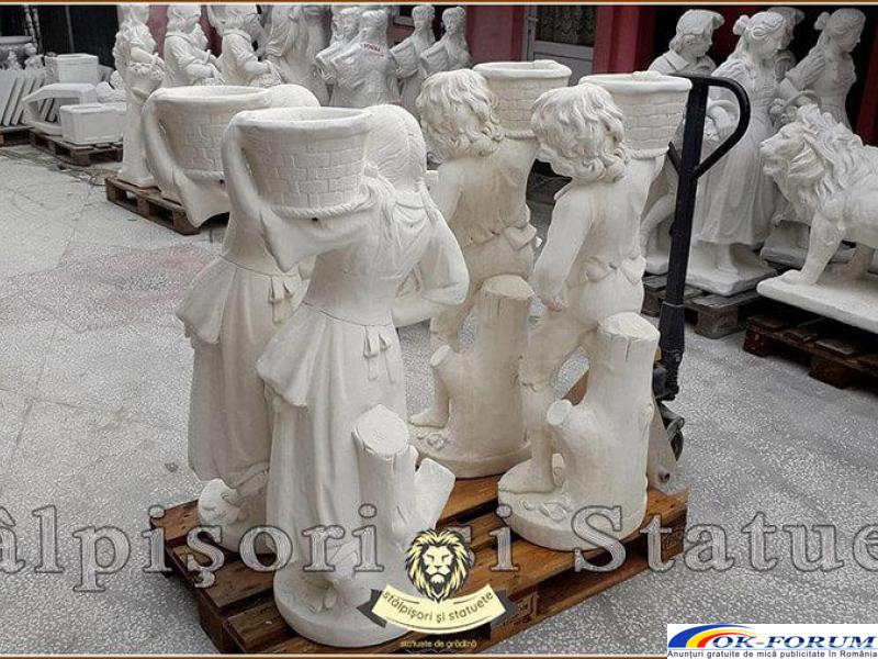 Set statuete copii cu coșulețe, alb marmorat, model J3,J4. - 5