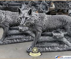 Statuetă animal lup, gri patinat, model S78.