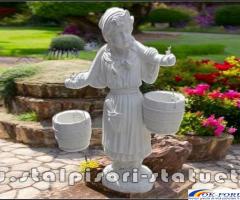 Statuetă țărancuța grădinăreasă, alb marmorat, model S14.