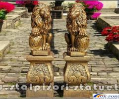 Set 2 statuete leu cu socluri, arămiu antichizat.