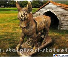 Statuetă măgăruș pe stativ, arămiu patinat, model S29.