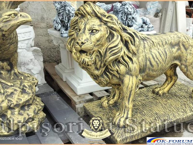 Statuetă leu mare în picioare, auriu antichizat, model S33. - 1