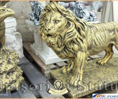 Statuetă leu mare în picioare, auriu antichizat, model S33.
