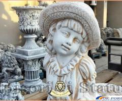 Statuetă fata cu coș, maro antichizat, model S3.