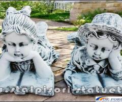 Set statuete doi copii scolari, gri patinat, model S15.