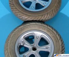 Roata originala cu cauciuc si camera  3.00-8