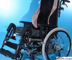 Scaun cu rotile  Netti   latime sezut 43 cm