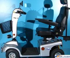 Scuter electric cu 4 roti pentru batrani Shoprider - 6 km/h