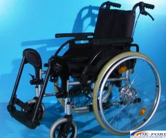 Scaun cu rotile Breezy - latime sezut 43 cm