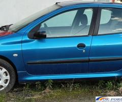 Peugeot 206  1.4 Benzină  20**  153.000 km